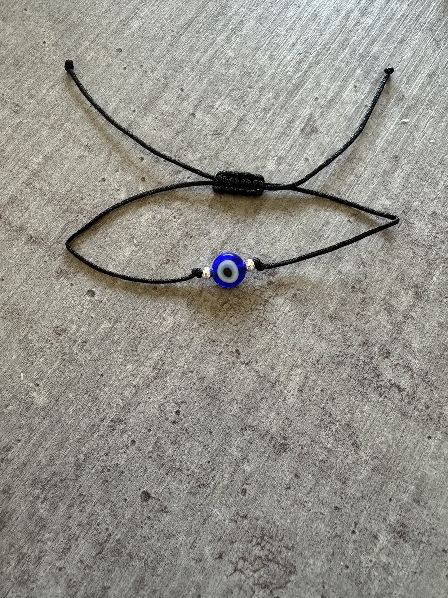 Bracelet cordon œil