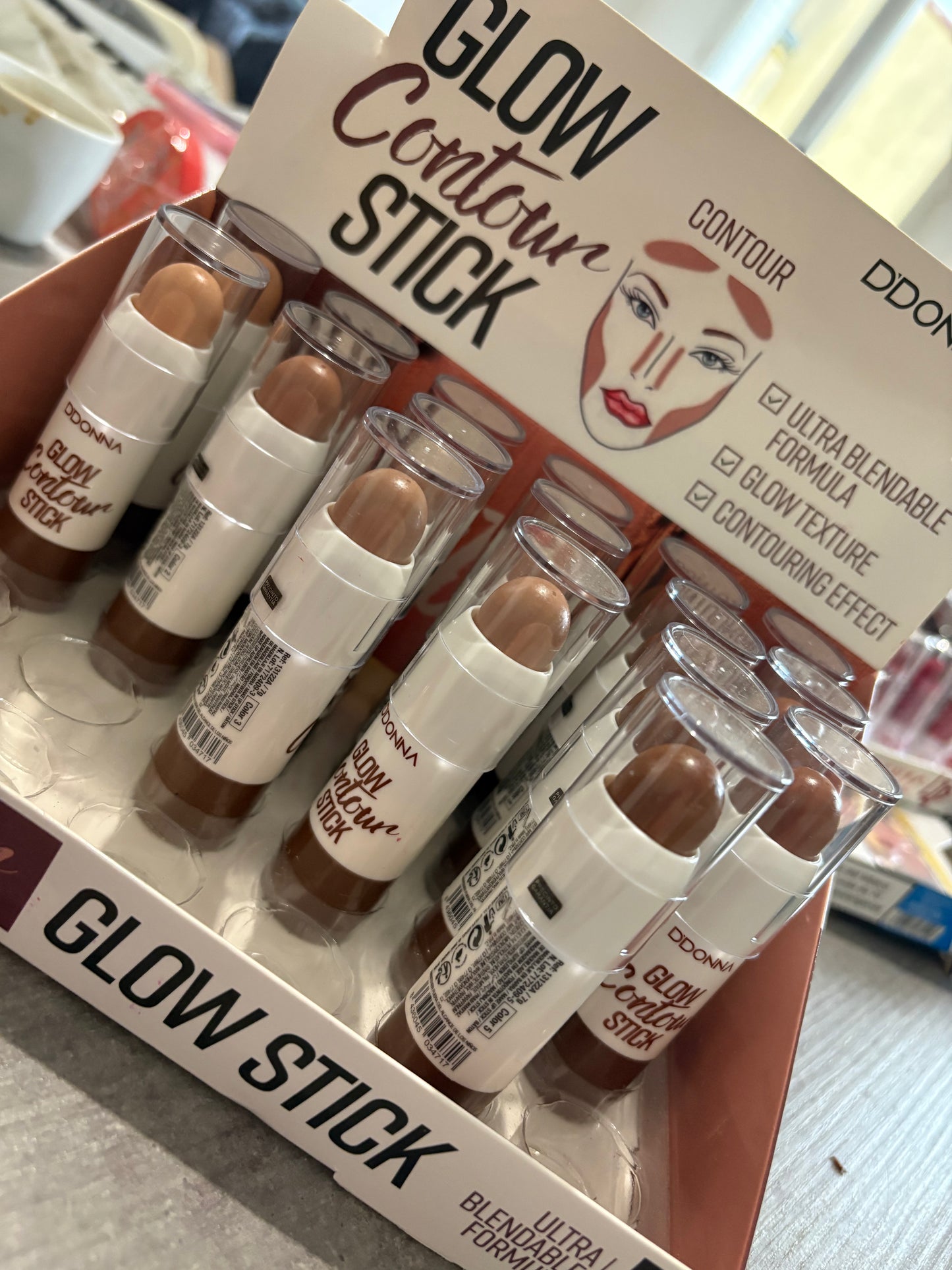 Glow contour stick