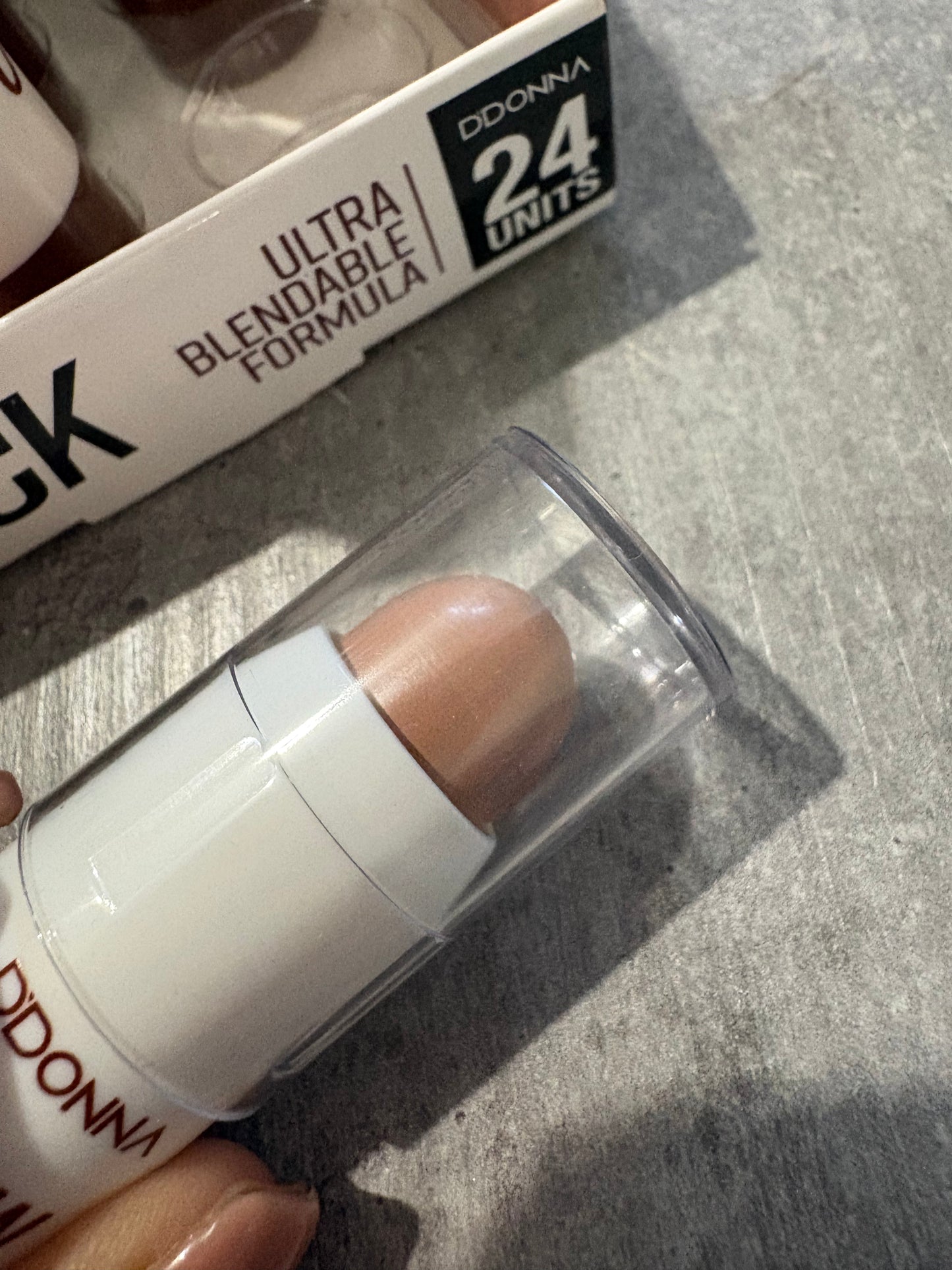 Glow contour stick