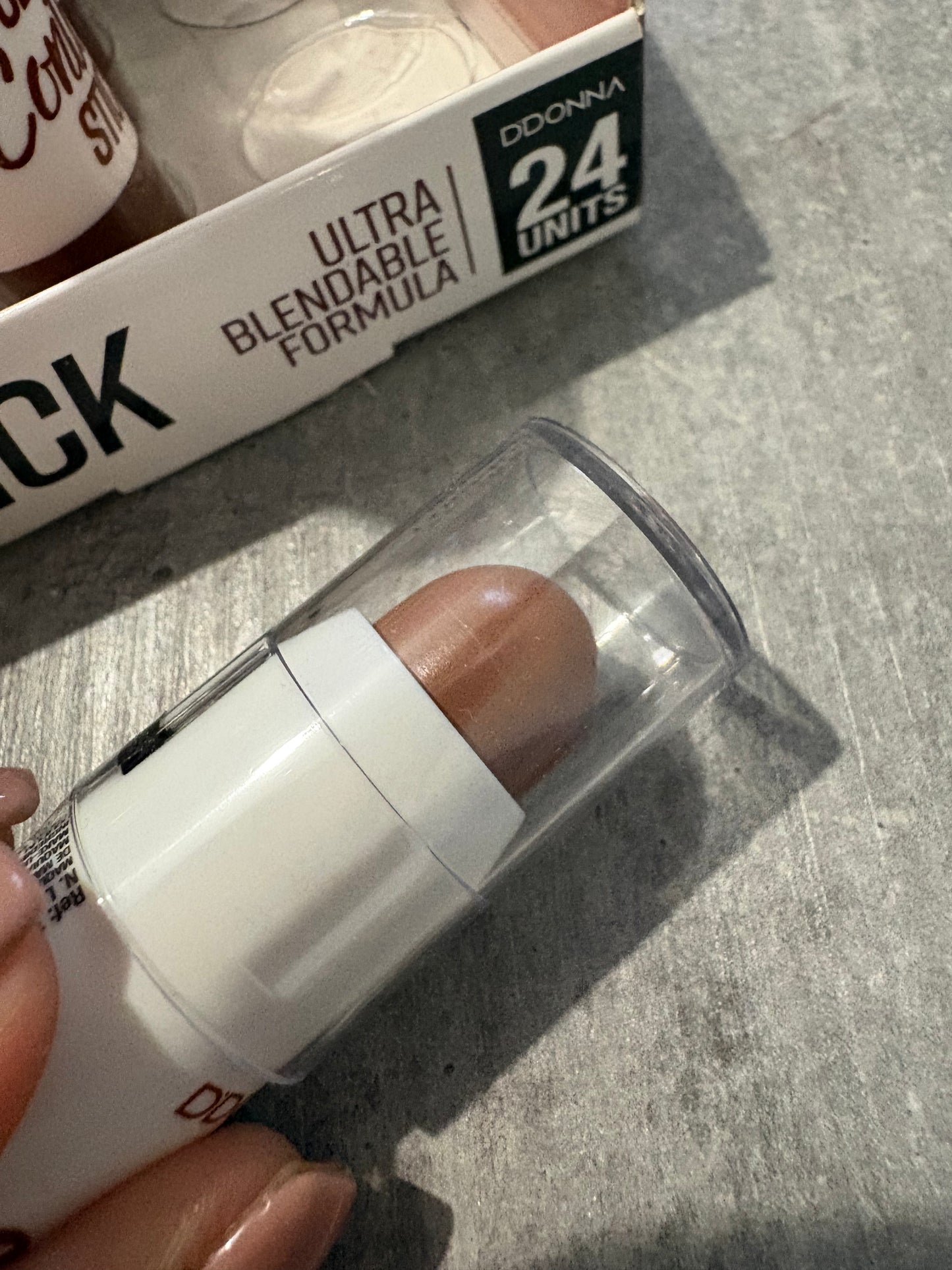 Glow contour stick